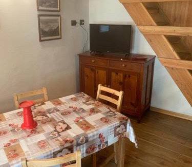Champoluc Apartamento | Les Chambrettes
