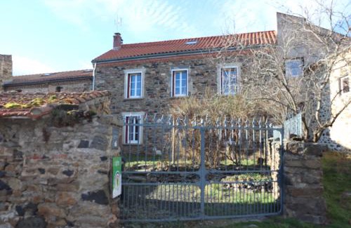Blesle Casa | Les Chardonnerets - Jardin - Campagne