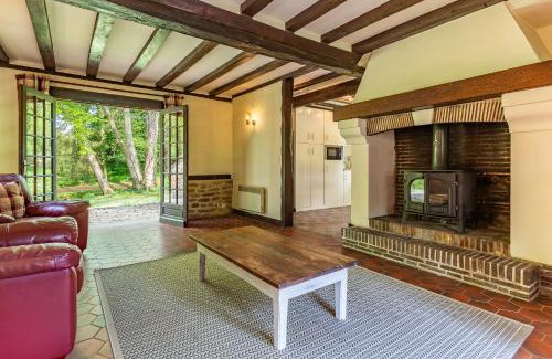 Vimoutiers Casa | Les Chenes, avec piscine, tennis et lac privatif