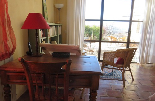 Sainte-Croix-a-Lauze Casa | Les Chênes Blancs, hermosa casa en dos hectáreas, piscina, robledal sombreado