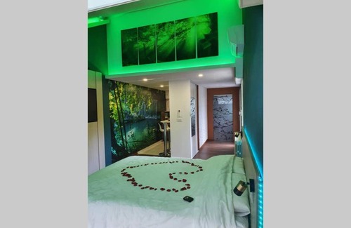 Montferrand-le-Chateau Apartamento | LES CLEFS DU PARADIS avec SPA