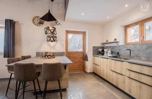 La Roche Casa | LES Corbassieres - LE Solan