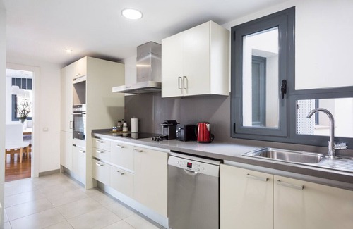 Les Corts Apartamento | Les Corts Apartments By Olala Homes