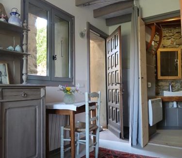 Eyne Casa | les deux clochers ,chambre d hotes