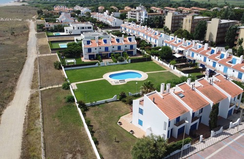 Mas Pinell Chalet De Esquí | Les Dunes 43 - 60m de la playa, piscina y jardín