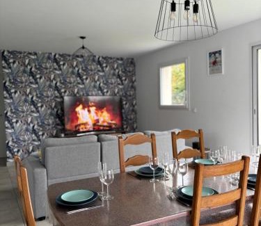 Asnelles Casa | Les dunes, maison neuve 8 p bien équipée jardin clos, parking, garage à 850 m de la plage et centre bourg, sur plages du débarquement près Arromanches et Bayeux