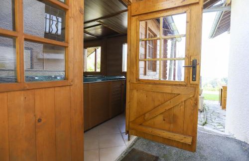 Sevrier Casa | Les Eaux Vives