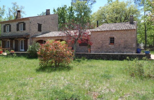 Fayence Apartamento | Les Echarmeaux gîte in a stone farmhouse on 2 hectares of land
