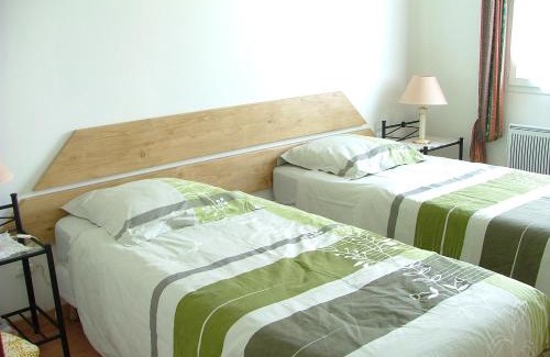 Montagnieu Cama Y Desayuno | Les Enselmes