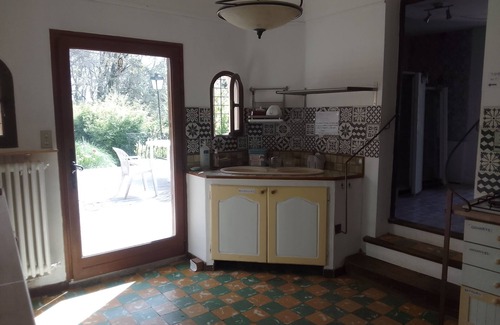 Dauphin Casa | Les Favouilles