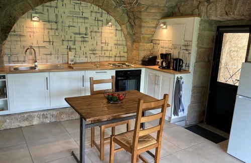 Payzac Apartamento | Les Faysses á Mas de la Giralde. Stone studio in heart of nature. Pool and views