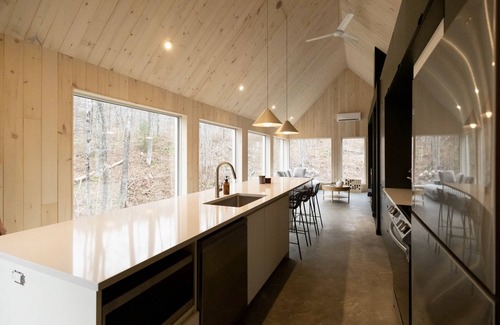 Orford Chalet De Esquí | Les Frères Tino - Chalet à Louer - Orford - Spa - Ski in & Ski out !