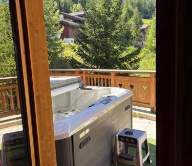 Plagne 1800 Apartamento | Les gémeaux- Plagne 1800- 100m des pistes- sauna privatif