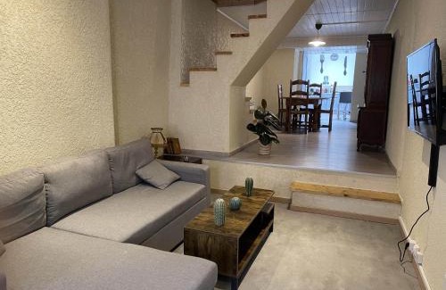 Montherme Casa | Les Gîtes de Monthermé La Maison authentique du centre historique