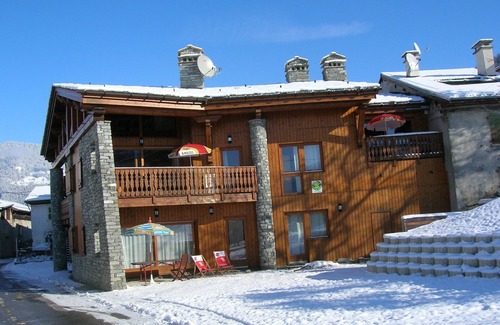 Bourg-Saint-Maurice Chalet De Esquí | Les Gentianes Chalet Darentasia, a 5 minutos de las pistas con el funicular