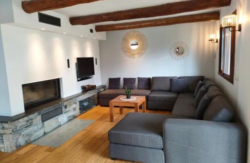Camparan Chalet De Esquí | Les GITES DE CAMPARAN - gîte "le GRAND CHALET AVEC SPA ET SAUNA"