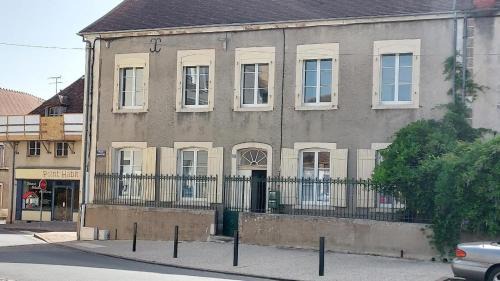Chateaumeillant Apartamento | Les Gites du château