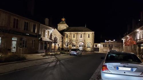 Chateaumeillant Apartamento | Les Gites du château
