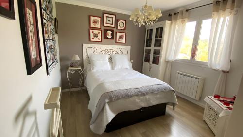 Saint-Aubin-de-Medoc Cama Y Desayuno | Les Hortensias Du Monastère