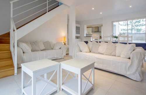 Plouhinec Casa | Vrbo Property