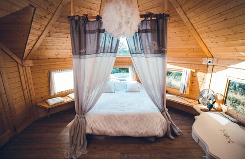Saint-Leonard-des-Bois Cama Y Desayuno | les Insolites de JSK