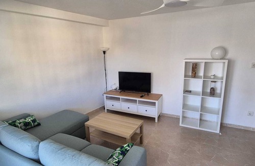 Tavernes de la Valldigna Apartamento | Les jardins de Tavernes Spacious, pleasant apartment a stone's throw from the beach