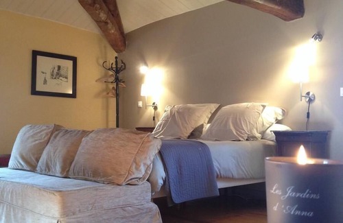 Saint-Ilpize Cama Y Desayuno | Les Jardins d'Anna