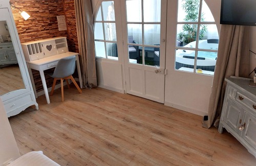 Bormes-Les-Mimosas Hotel | Hotel Les Jardins de Bormes, sauna & jacuzzi