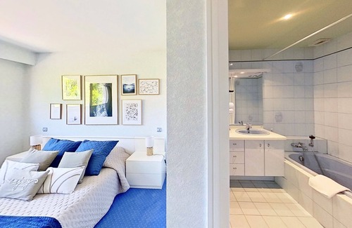 Basse-Goulaine Casa | Les Jardins de la Muse / BnB maison d'hôte, piscine couverte et spa