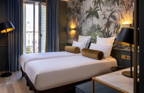Latin Hotel | Les Jardins Du Luxembourg