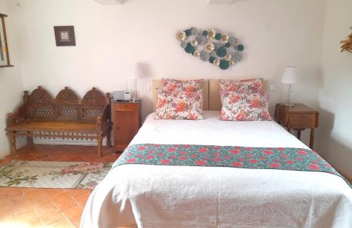 Creuse Confluence Casa | Les Lauriers centre village