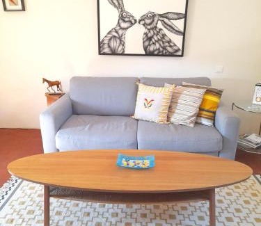 Creuse Confluence Casa | Les Lauriers centre village