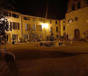 Sonnac-sur-l'Hers Casa | Les lits de Montbel gîte
