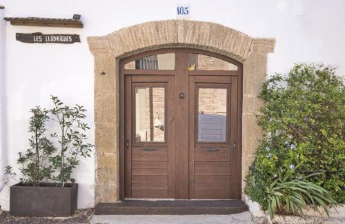 Arnes Casa | LES LLÚDRIGUES Casa Loft con aire ac y terraza