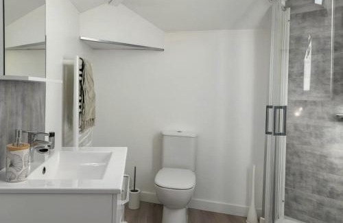 La Celle-sous-Gouzon Apartamento | Les Loges du Beaujolais Maison Chic et Confort