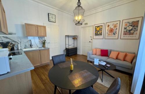 Saumur Apartamento | Les Lys d'Or Appartement avec Jacuzzi