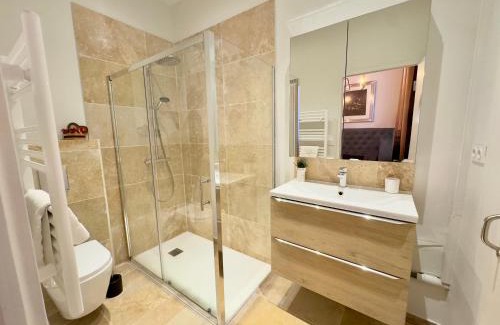 Saumur Apartamento | Les Lys d'Or Appartement avec Jacuzzi