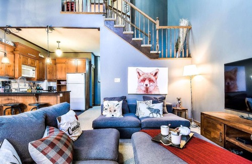 Mont-Tremblant Condominio | Les Manoirs 3Bdrs w/ Pool & HotTub near Village