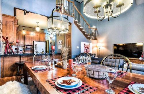 Mont-Tremblant Casa | Les Manoirs 3bdrs W Pool & Hottub Near Village