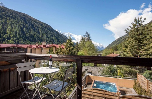 Argentiere Apartamento | Les Melées Apartments - Alpes Travel - Argentiere (2 apartments sleeping 6/8 and 8)