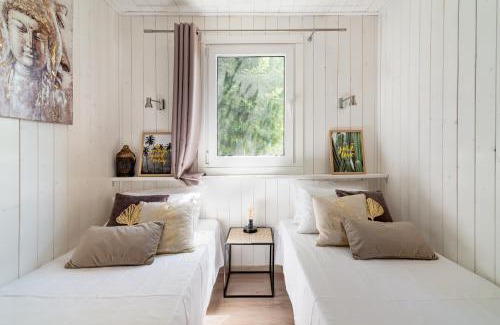 Amberieu-en-Bugey Casa | Les minis homes du Bugey - Eco-lodge Nature ,un refuge en hyper centre