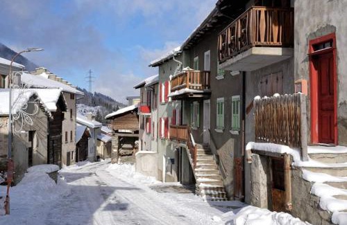 Bourg-Saint-Pierre Apartamento | Les Nis
