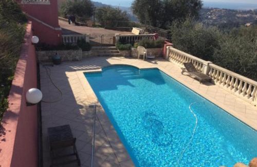Saint-Andre-de-la-Roche Apartamento | Les Oliviers