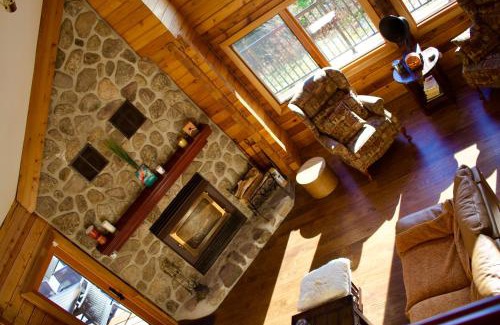 Sainte-Marguerite-du-Lac-Masson Cama Y Desayuno | Les Oursons Bed and Breakfast