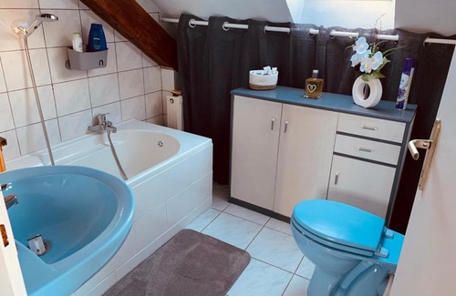 Delle Cama Y Desayuno | Les petites chambres en couleurs