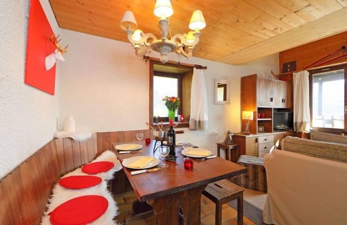 Gryon Apartamento | Les Petites Maraîches 132/389 by Interhome
