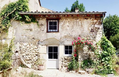Mirabel-et-Blacons Casa | Les pieds dans l'eau- gîte l'Estancot-plage privée