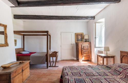 Joyeuse Casa | Les Pieds dans la Beaume