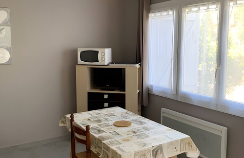 Lesperon Apartamento | Estudio 'Les Pins - Domaine Des Landes' con piscina compartida, terraza privada y jardín compartido