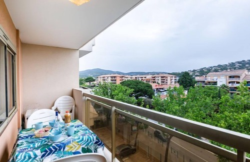 Sainte-Maxime City Centre Apartamento | Les Platanes by Interhome